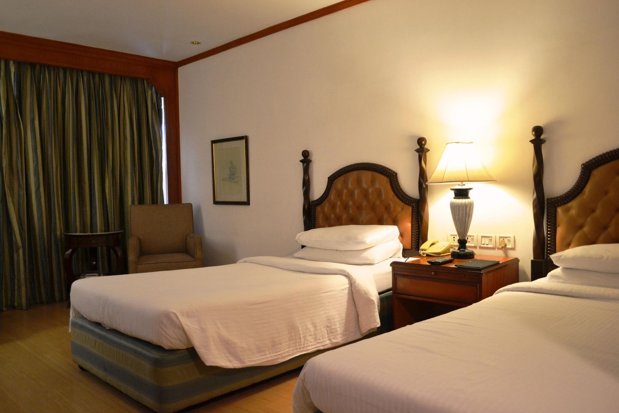 Taj Banjara Hotel Hyderabad Ngoại thất bức ảnh A room at the hotel
